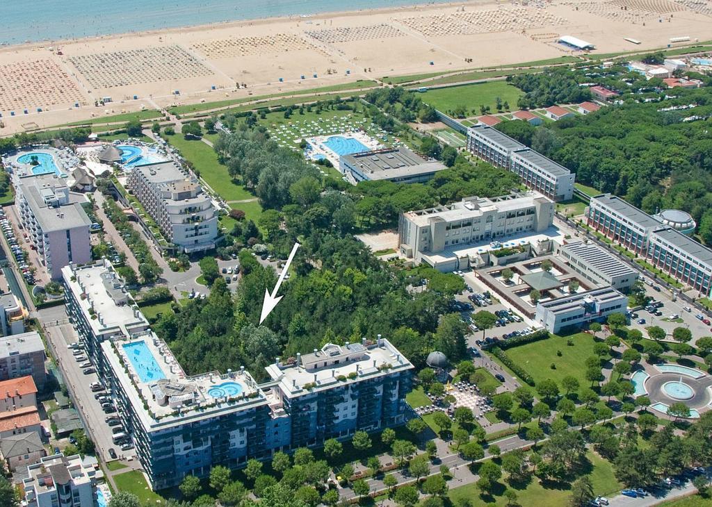 Апартаменты Residenza Delle Terme Бибионе Экстерьер фото